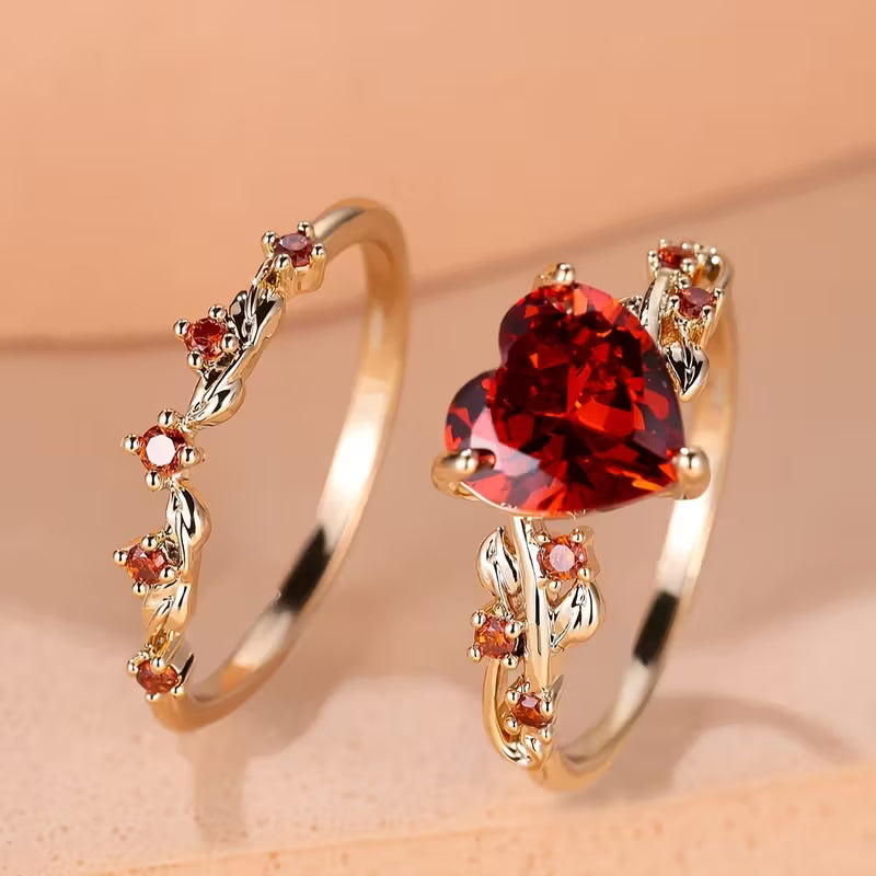 Conjunto de Anéis Coração Redvine | Ouro