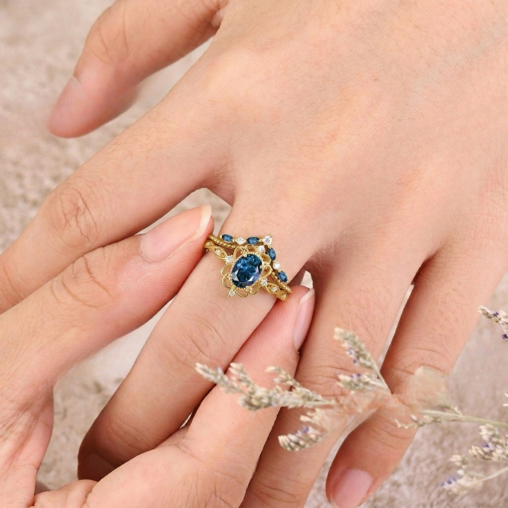 Conjunto de Anéis Azelia Coroa de Safira | Ouro