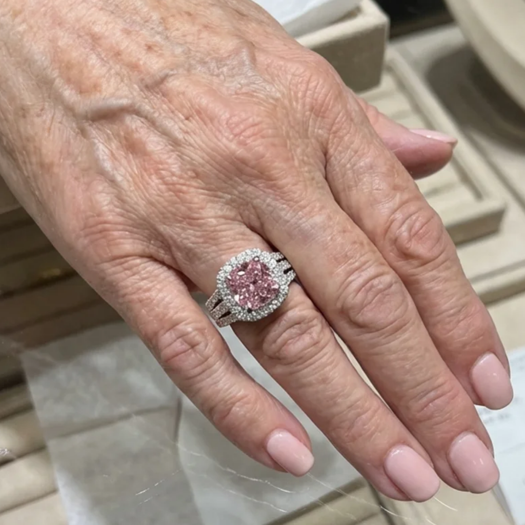 Anel Blush Empress Halo | Ouro Branco
