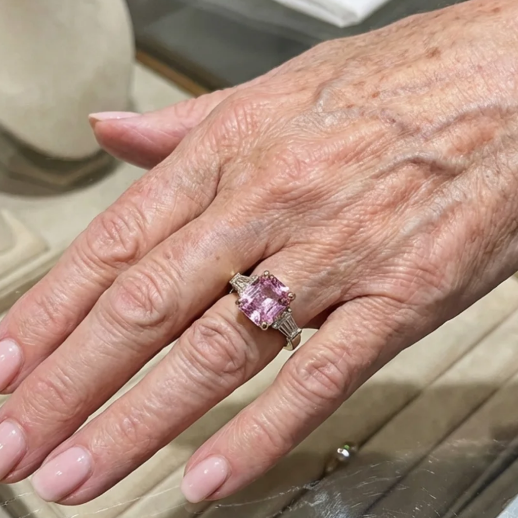 Anel Pink Verve | Ouro Branco